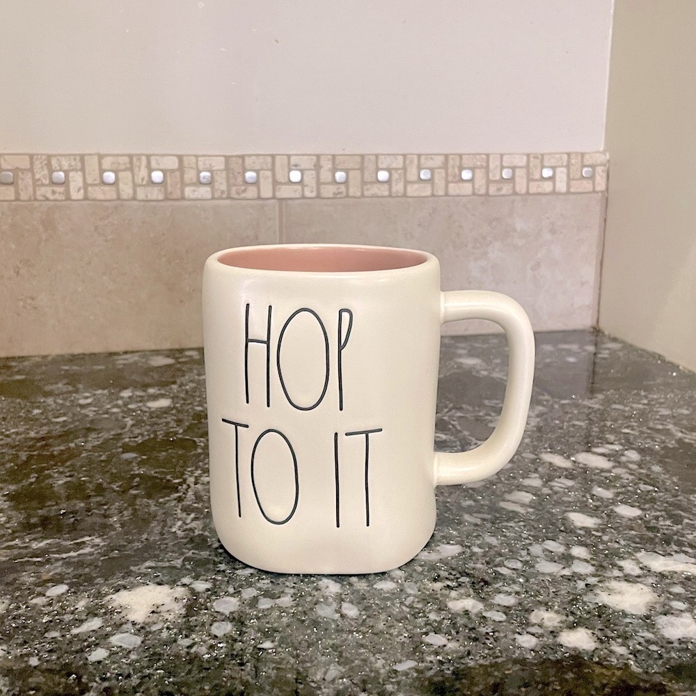 Rae Dunn NEW HOP TO IT Easter Mug.